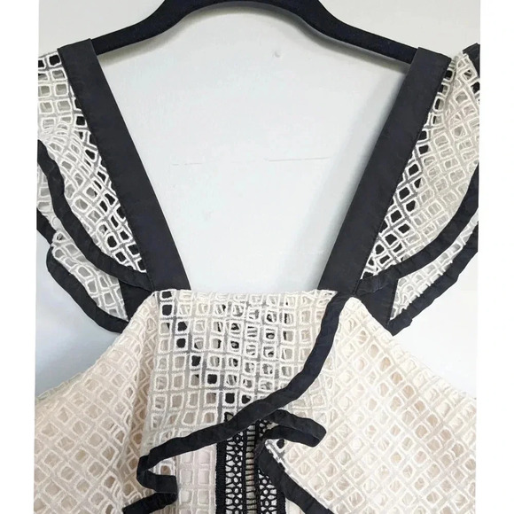 Self Portrait Contrast Eyelet Peplum Tank - Picture 5 of 9